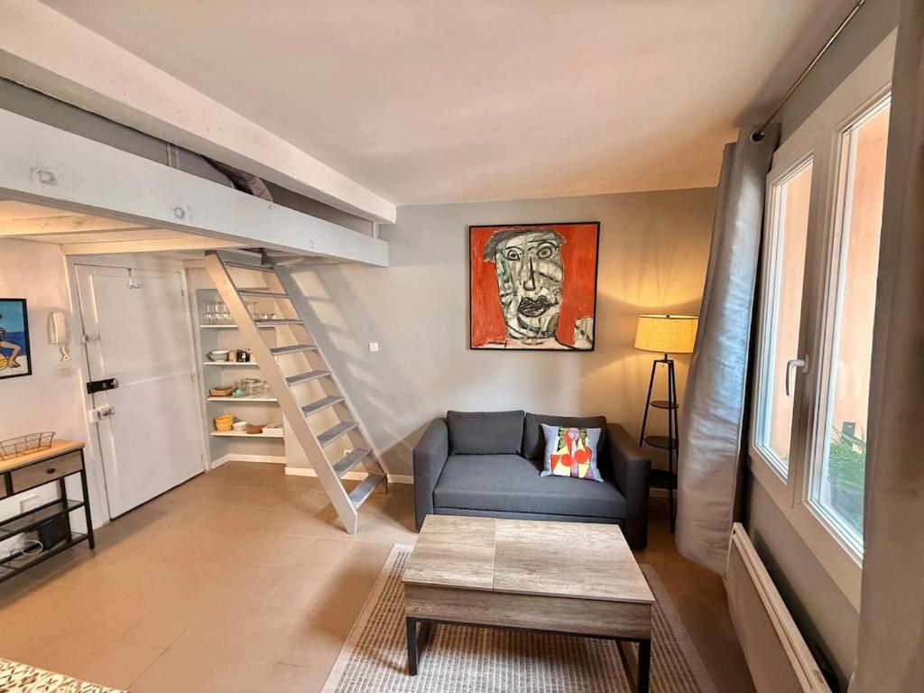 WeHost - Charmant studio en mezzanine – Centre historique