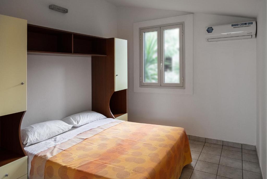 Villaggio Camping Poseidon - Bungalows & Rooms with Sea View in Nature - Camera Doppia Standard