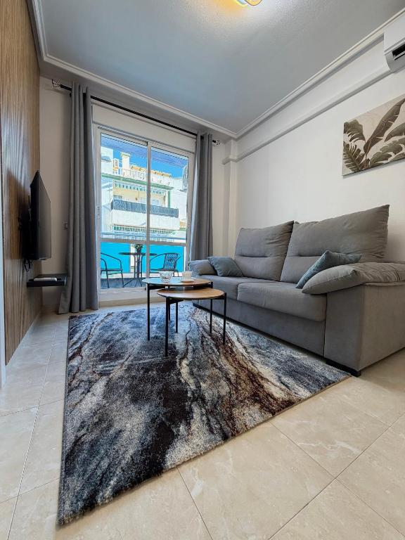 Del Cura Apartments with Balcony & Pool