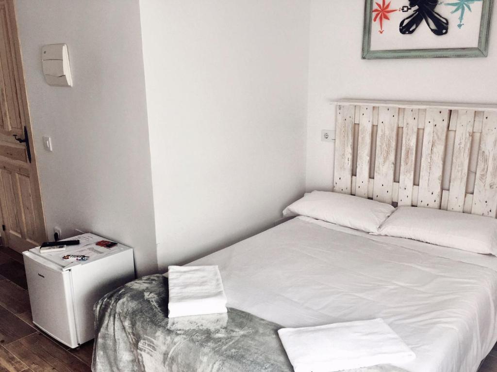 Hostal Ciempozuelos, cerca del Parque Warner y Madrid - Chambre Double