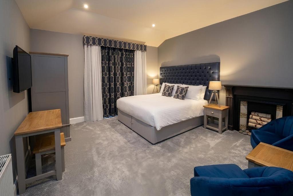 Aberdunant Hall, Snowdonia - Family King Or Twin Room With Spa Bath