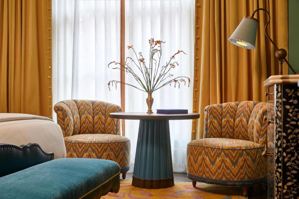 Hotel photo 12