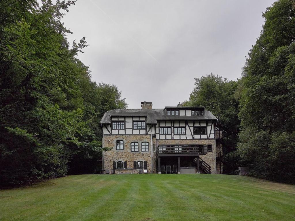 Gallery image of Spacious Villa in Liège in Spa