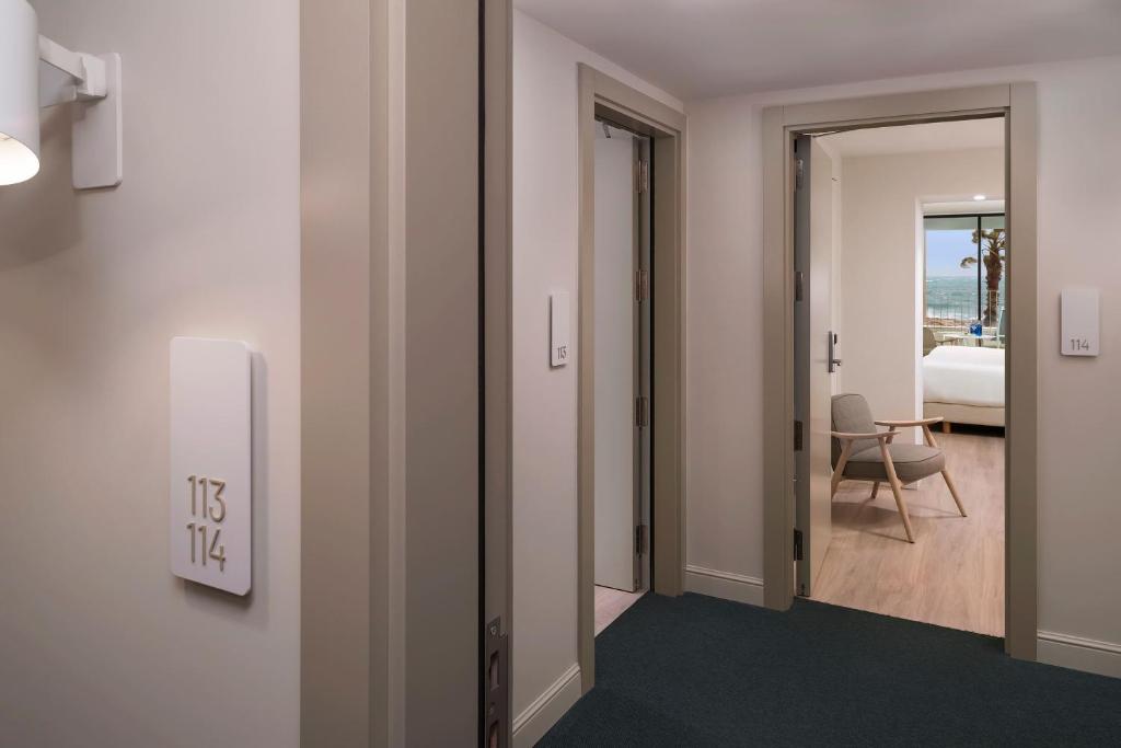 Hotel photo 30