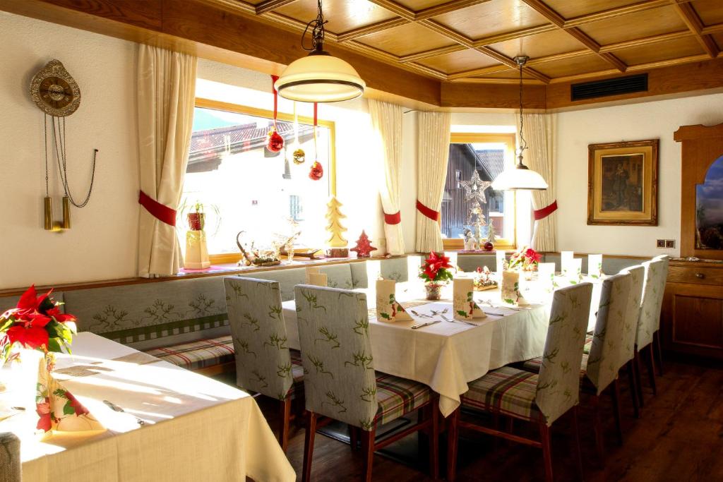 Restaurace v ubytování Hotel Gasthof Zum Schwanen