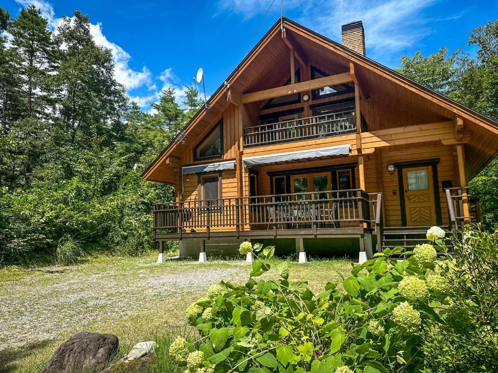 Yukiguni - Chic alpine log house