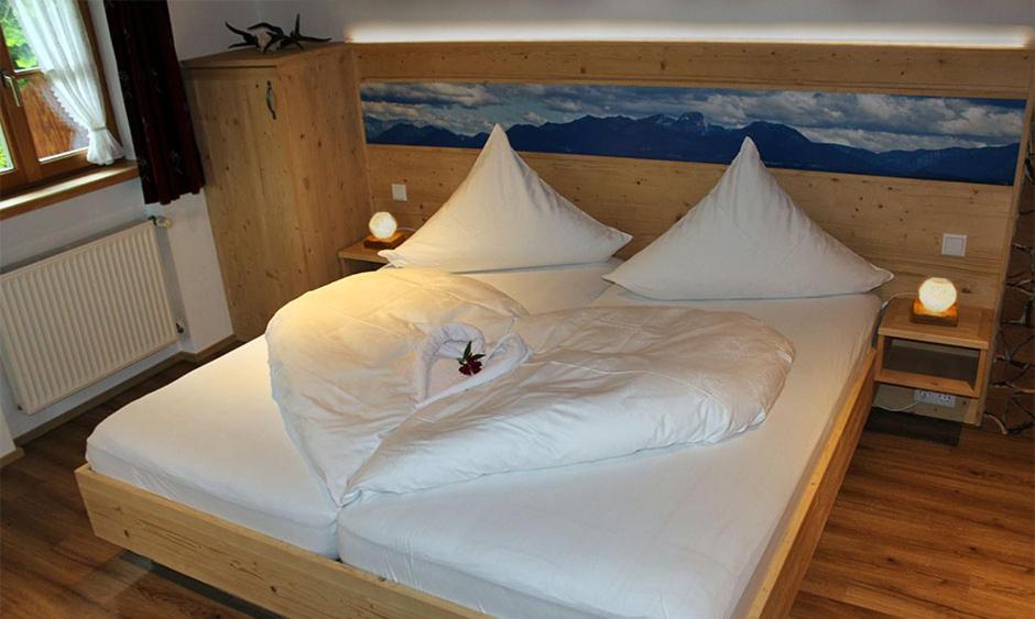 Pension Gerstenbrand - Double Room With Balcony (2 Adults + 2 Child)
