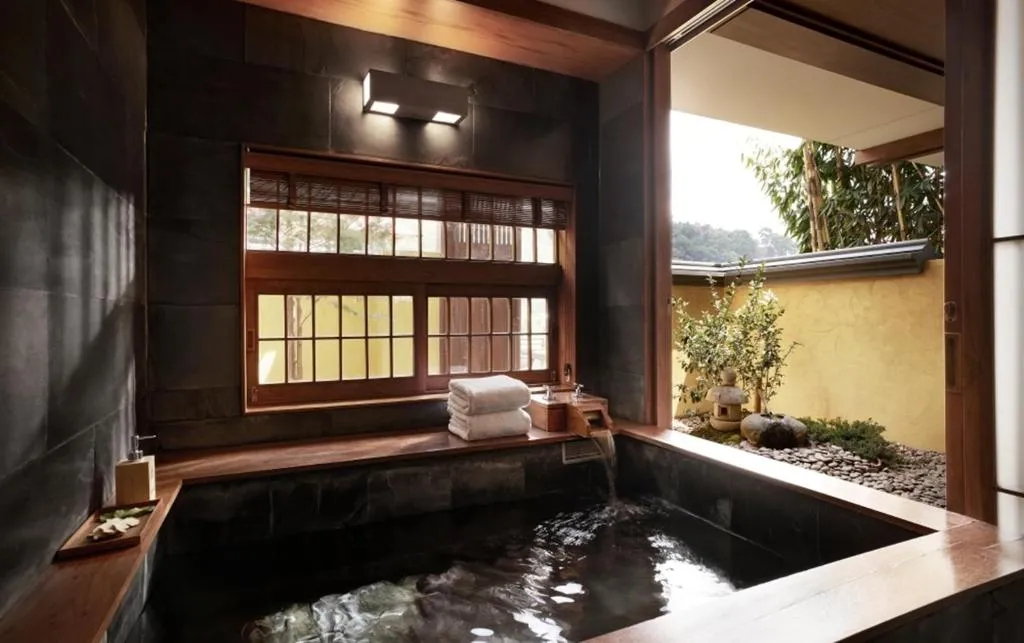 Imperial Tatami Onsen Suite