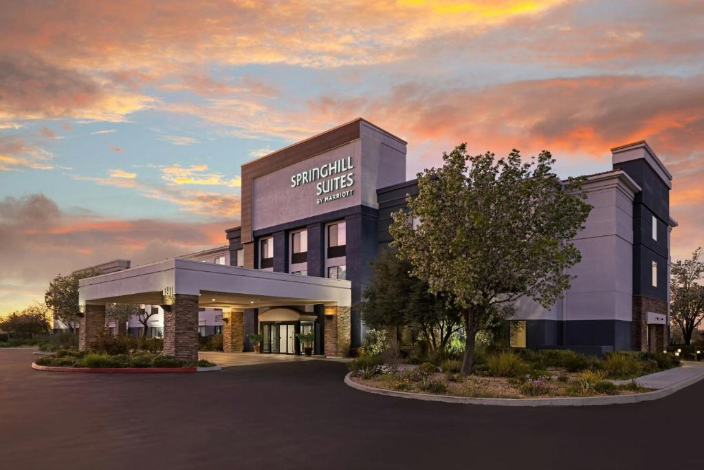 a rendering of a building with a sunset at SpringHill Suites by Marriott Lancaster Palmdale in Lancaster