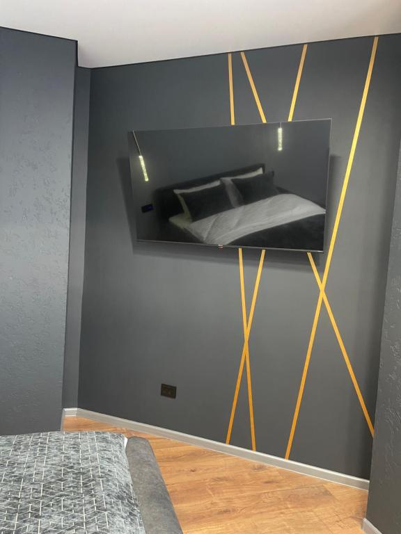 DELUXE APARTMENTS on CENTER photo 5
