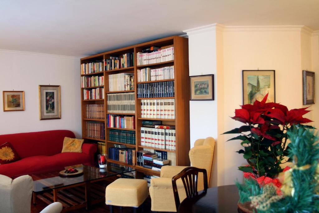 A seating area at BB Sesto Piano