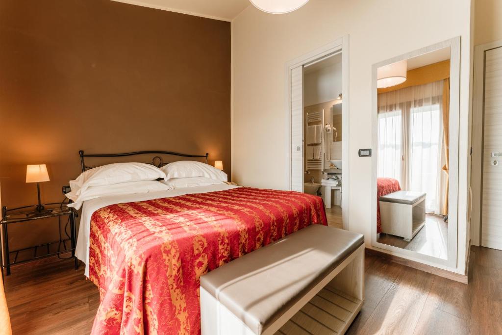 Hotel Eden Salò - Queen Room With Lake View