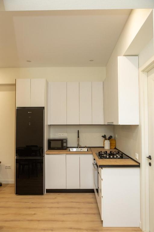 فضای داخلی Cozy Tbilisi Center Apartment with Balcony در تفلیس - تصویر ۳