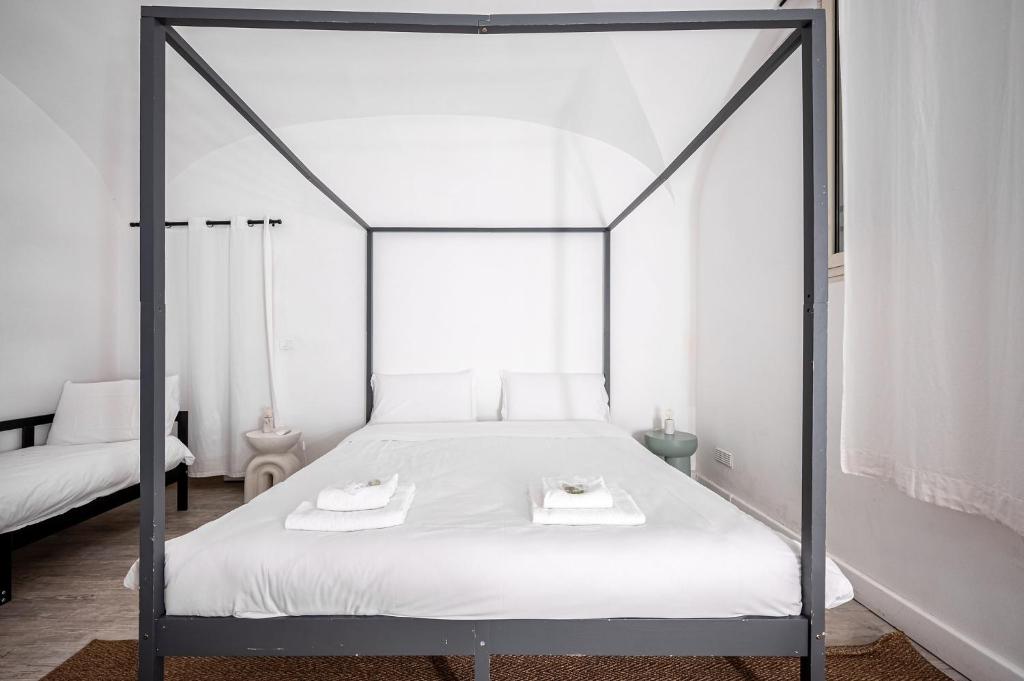 Stunning Loft Near Colosseum and Termini Station WiFi AC