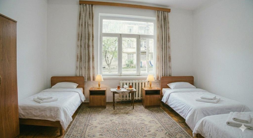 تصویر اتاق‌های Naftalan Hostel - تصویر ۲