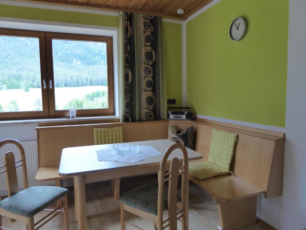 Posezení v ubytování Haus Siebenbruenn