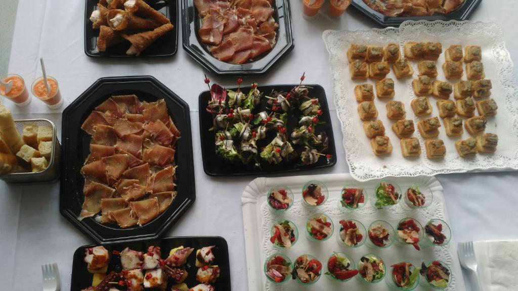 U Hotel Villa-Gomá - Resim 28