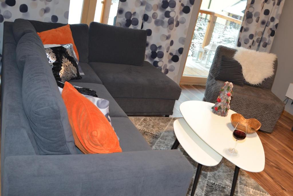 Posedenie v ubytovaní Apartament Ornak