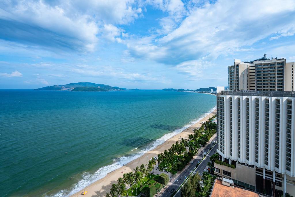 Phòng Deluxe 2 Giường Đơn, Phòng Khách, 2 Giường Đôi, Quang cảnh biển, Ban công