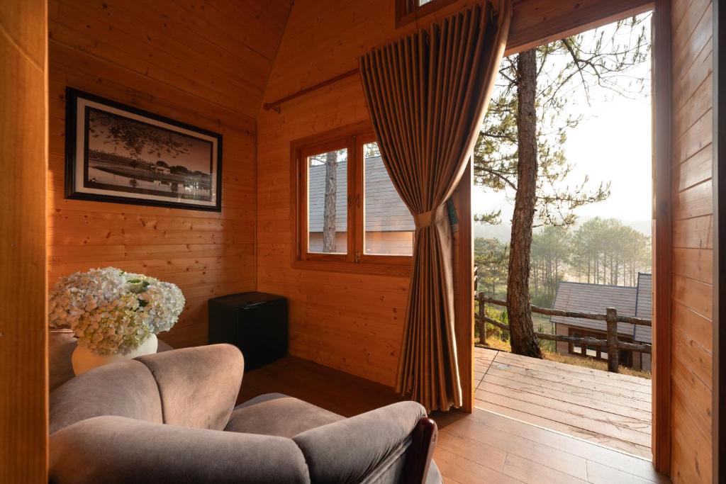Two-Bedroom Pine Forest Bungalow