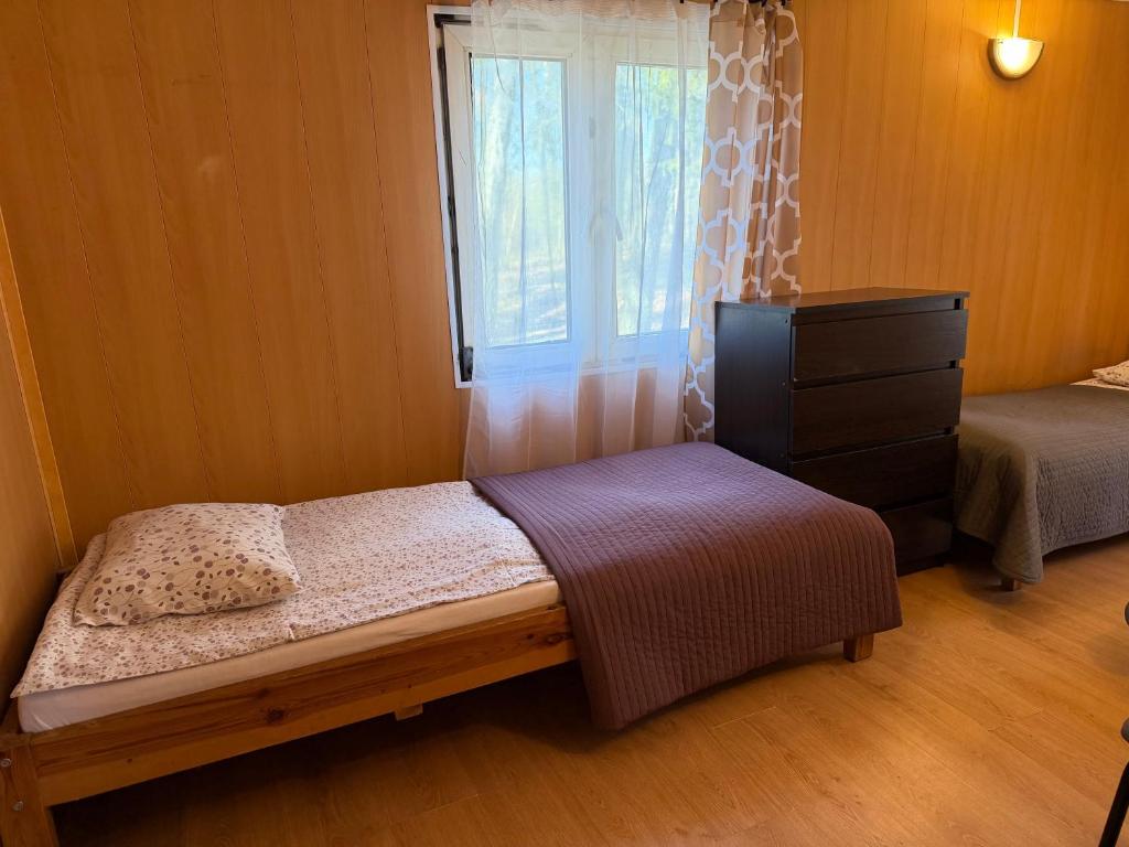 Nova Mazury - Two-Bedroom Chalet