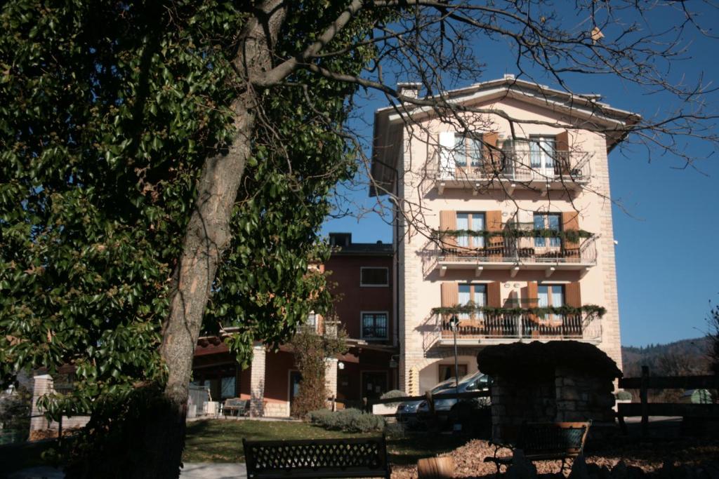 Budova, kde se hotel nachází