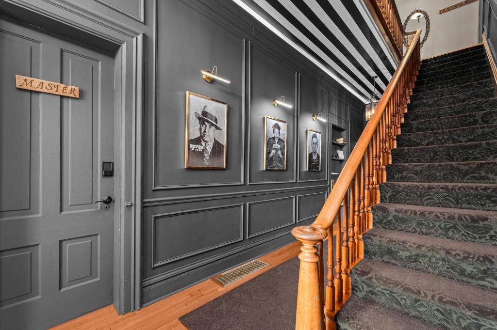 Elkader Jailhouse Inn - Suite