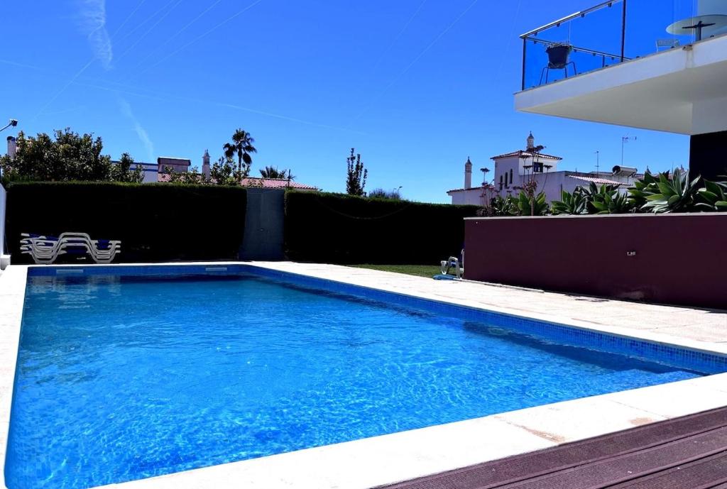 Modern Beach House in Albufeira