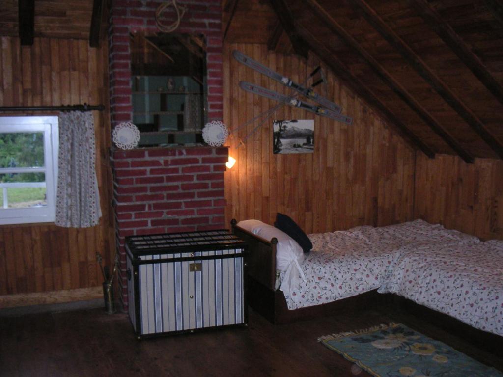 Maison Lacoste - Suite De Dos Dormitorios