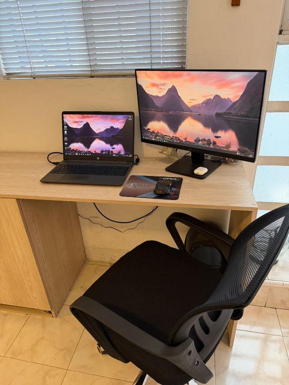 Workspace evidence from Apartment near Azteca Stadium- Coyoacan