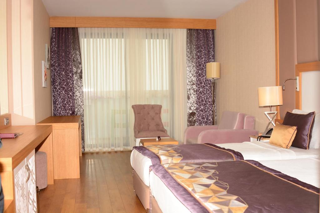 Sirius Deluxe Hotel - 