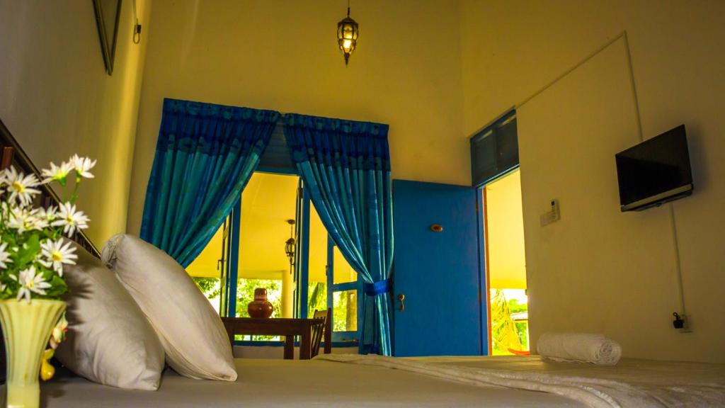 Serenity Lake Resort Yala - 9