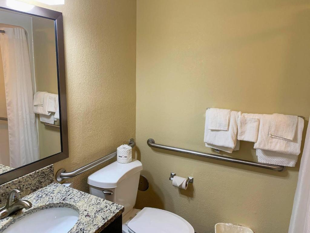 MainStay Suites Brentwood-Nashville - Suite Con Cama Grande - Accesible/No Fumadores