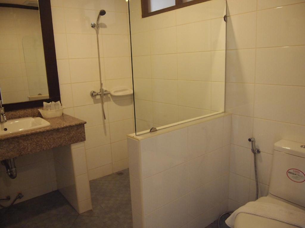 Koupelna v ubytování Summer Inn