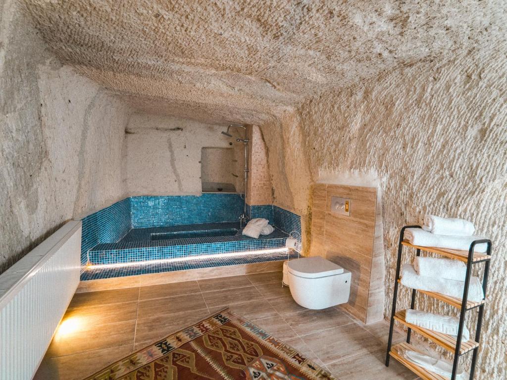 My Cave Suites - Deluxe Suite Mit Kingsize-Bett