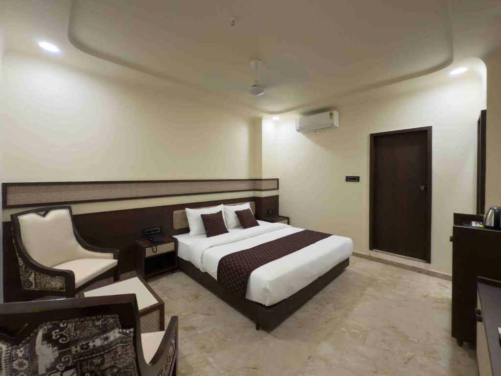 LIORA HOTEL