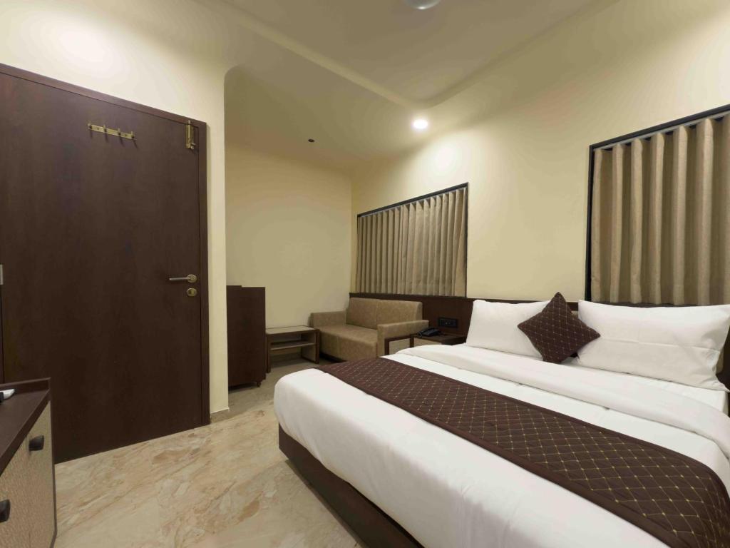 LIORA HOTEL