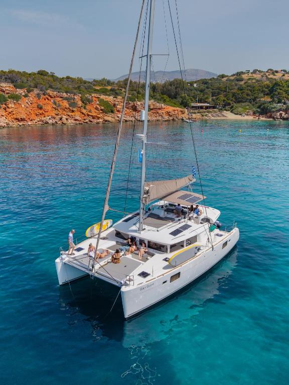 Grey Goose - Lagoon 450 Fly