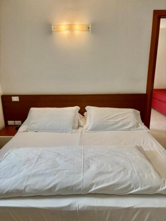 Suite Maria Residence - One-Bedroom Deluxe Apartment