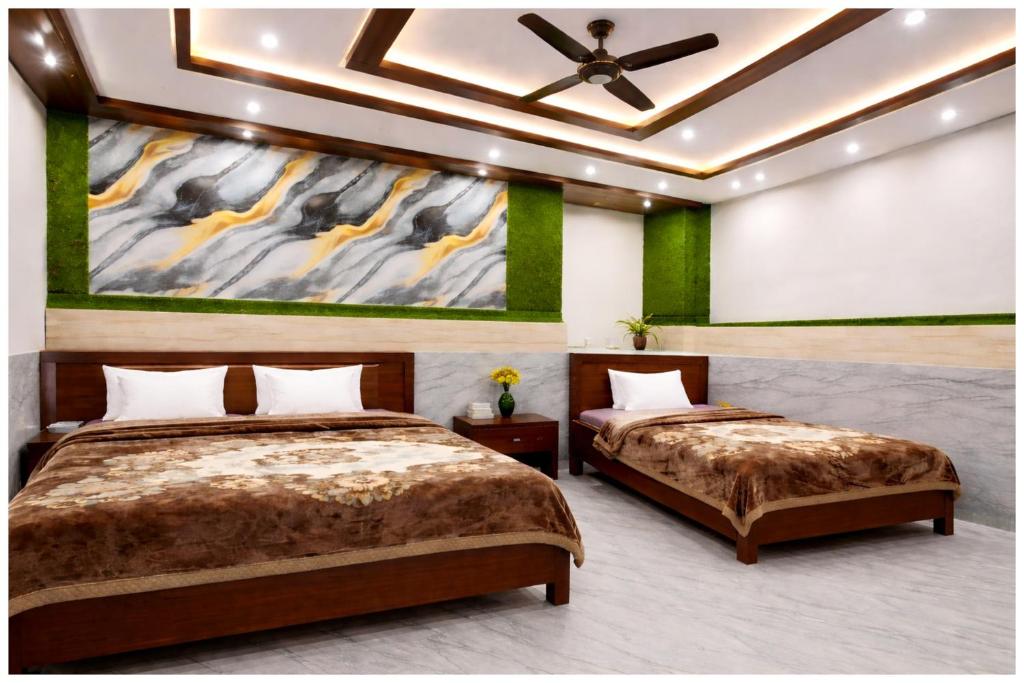 Gallery image of The Lord Krishna Kripa Inn Vrindavan Dham Near Pream Mandir - Best Budget Hotel in Vrindāvan