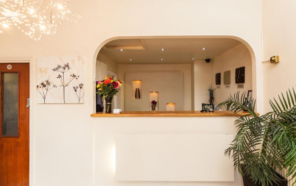 Roseview Alexandra Palace Hotel - Resim 6