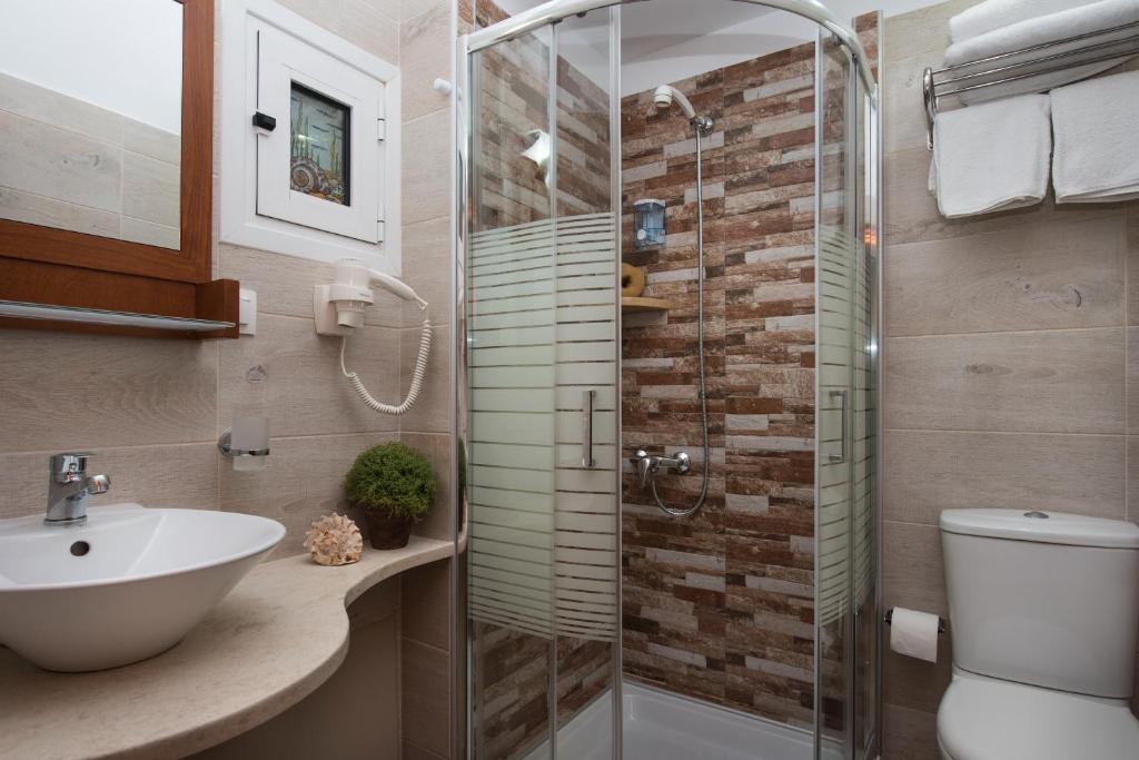 Koupelna v ubytování Cretan Villa Hotel