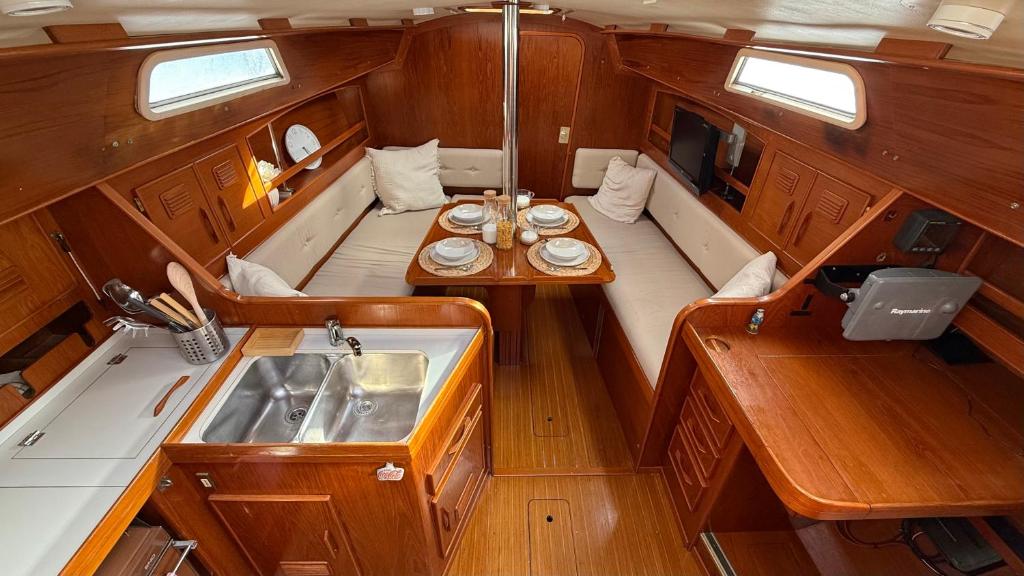 an overhead view of a kitchen in a boat at Velero Nadya in Arrecife
