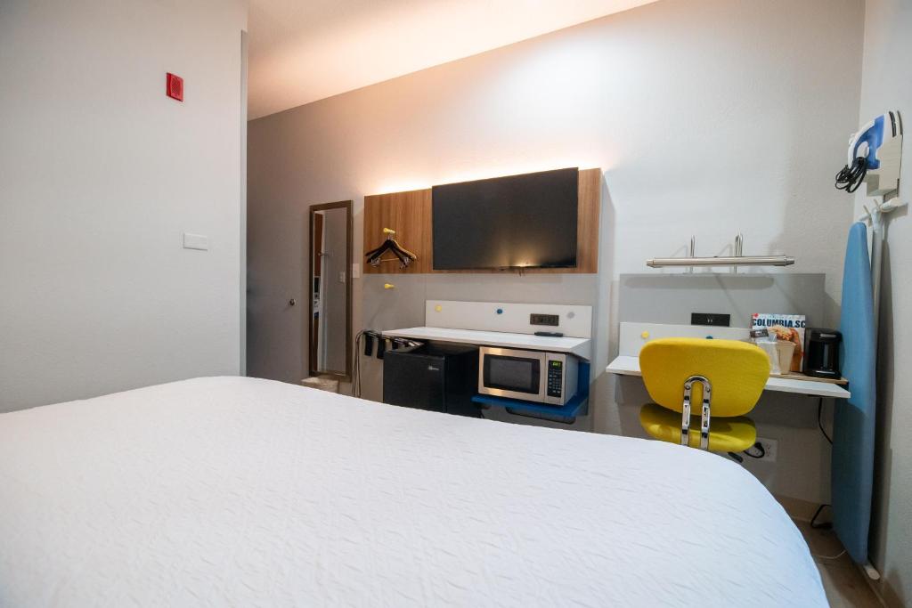 Microtel Inn & Suites by Wyndham Columbia - Zimmer Mit Kingsize-Bett – Nichtraucher
