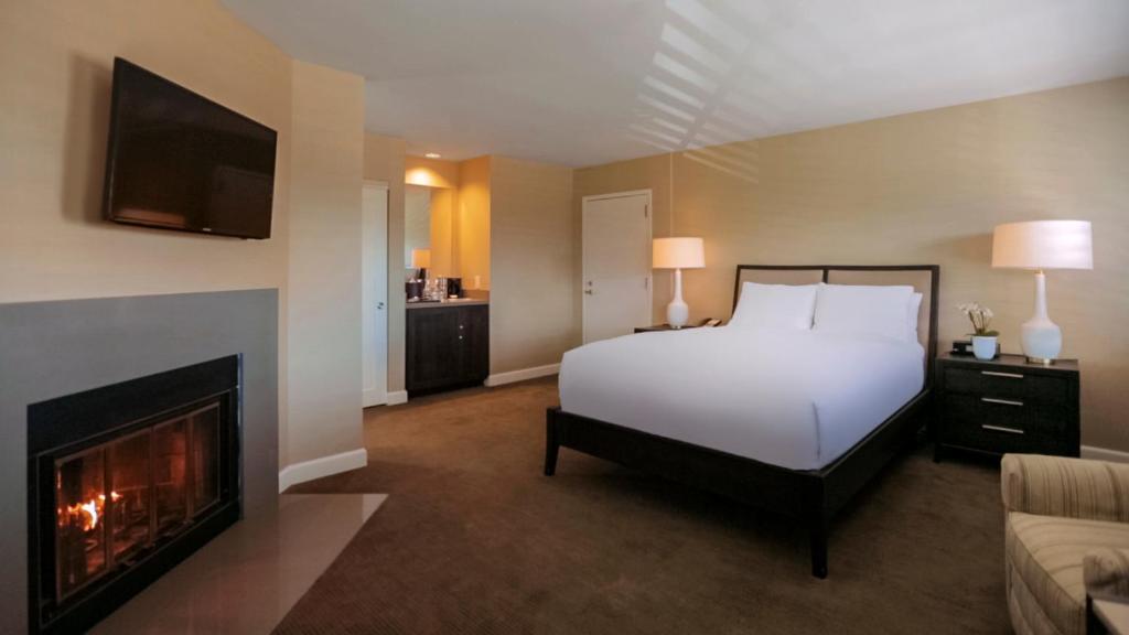 Cupertino Hotel - Exécutif Deux Queens Suite