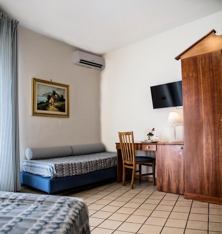 Hotel Sirenetta - Doppelzimmer Mit Balkon (2 Erwachsene + 1 Kind)