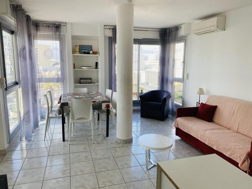 Appartement lumineux vue mer, clim - 4 pers. - FR-1-874-74