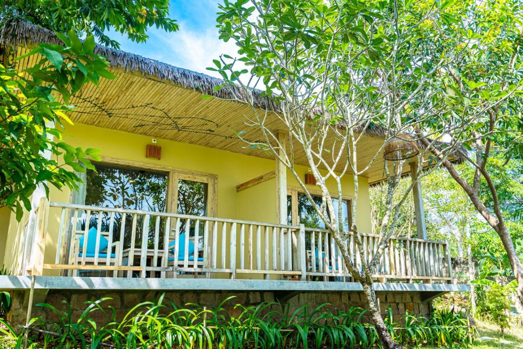 Bungalow Gia Đình Deluxe Có 2 Phòng Ngủ