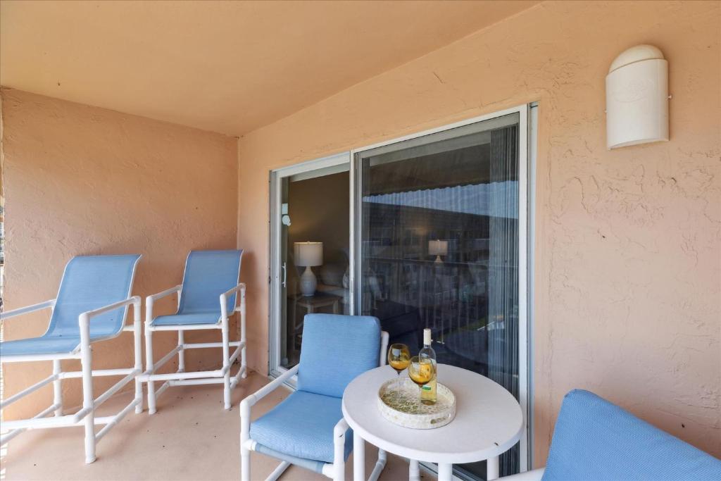 Spanish Main - Cocoa Beach Oceanfront Condos near Port Canaveral - 直接海景和泳池景两卧室公寓 - 46单元