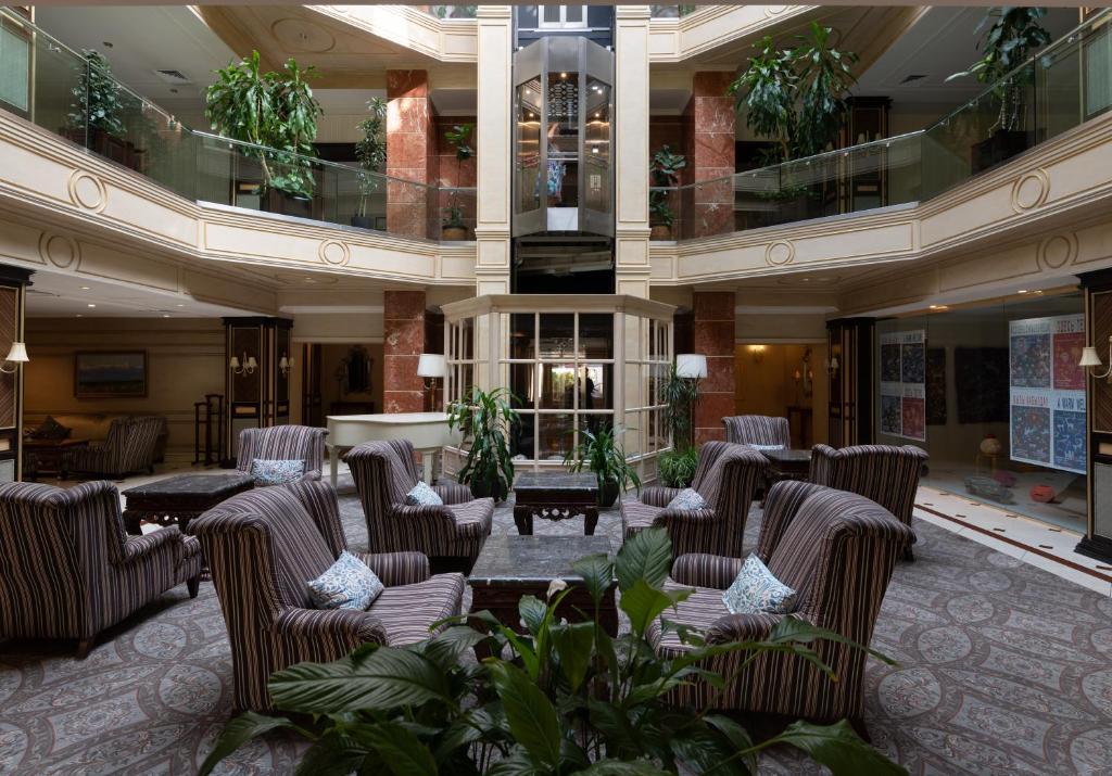 تصویر اتاق‌های Grand Tien Shan Hotel - تصویر ۲